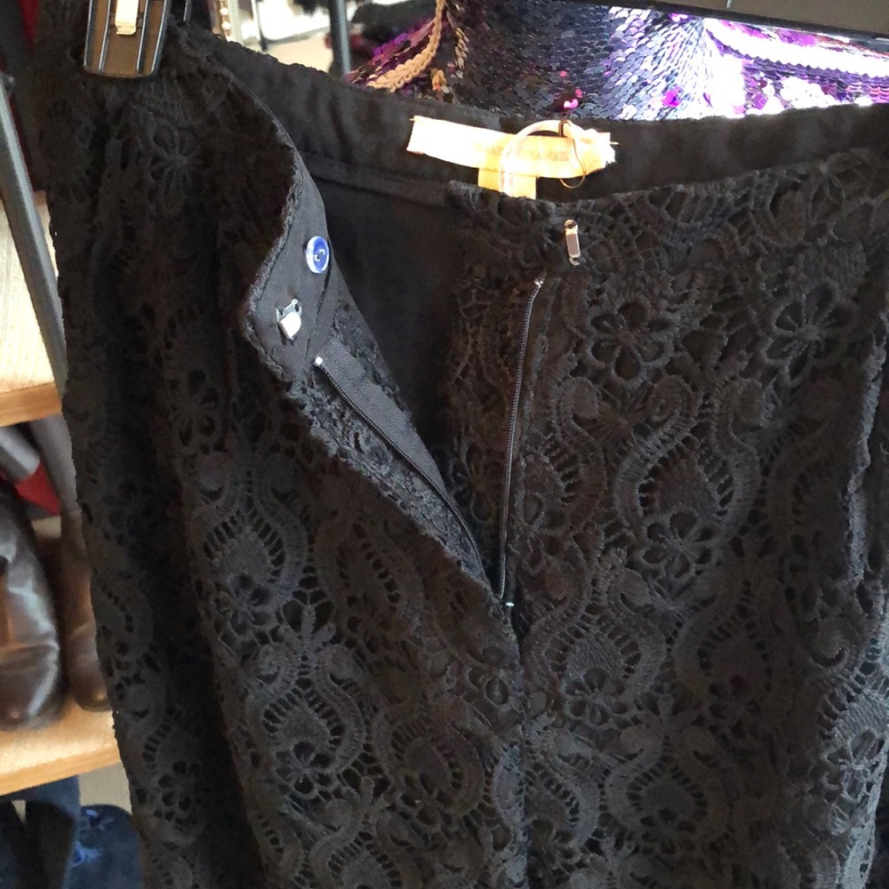 Pants - Picture 3 of 4